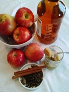 Make Homemade Spiced Apple Cordial Image